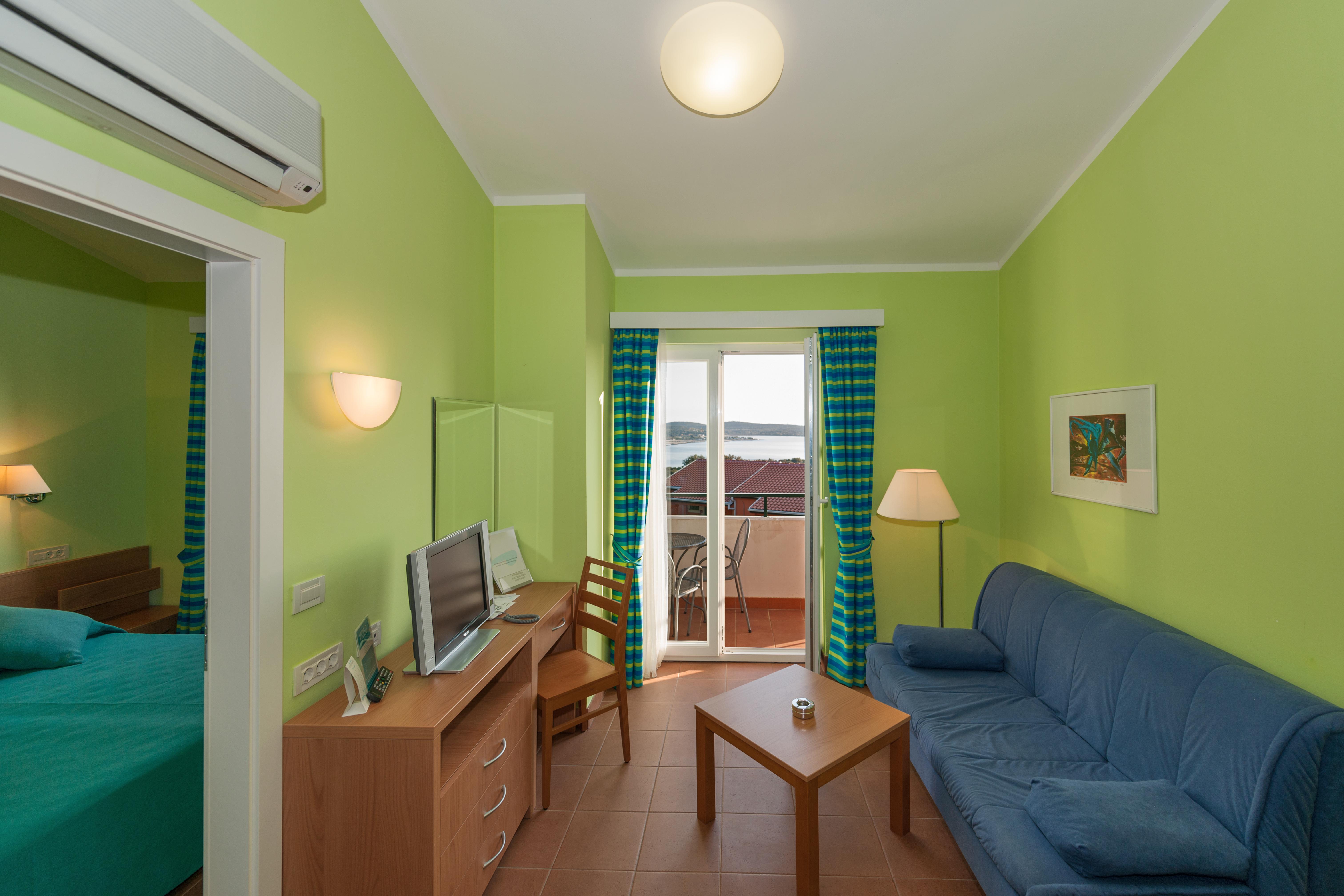 Maistra Select Koversada Naturist Apartments 弗尔萨尔 外观 照片