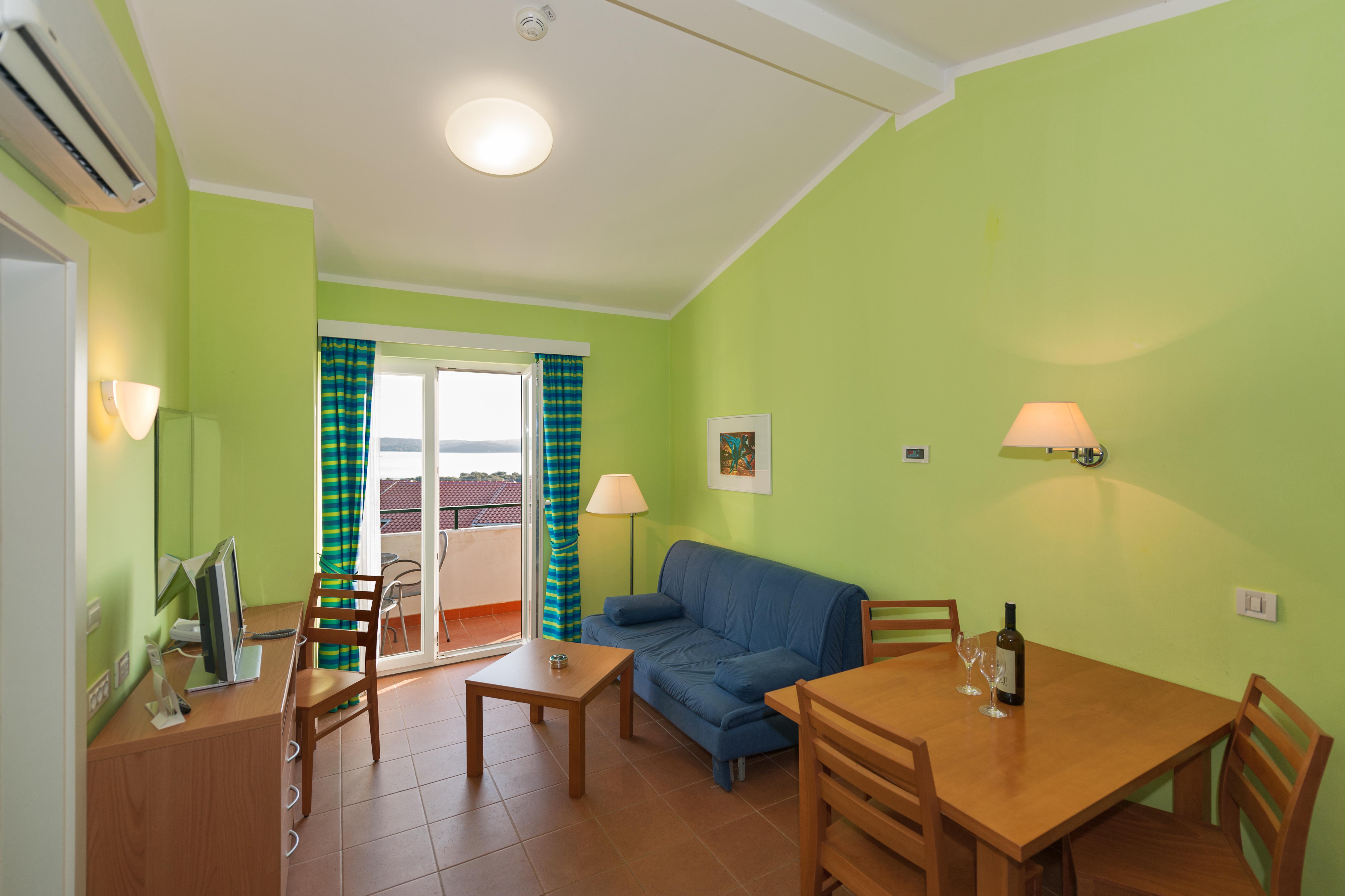Maistra Select Koversada Naturist Apartments 弗尔萨尔 外观 照片